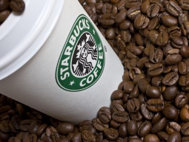 Starbucks Blockchain Shows How to Grow Restaurant Revenues in the New Decade